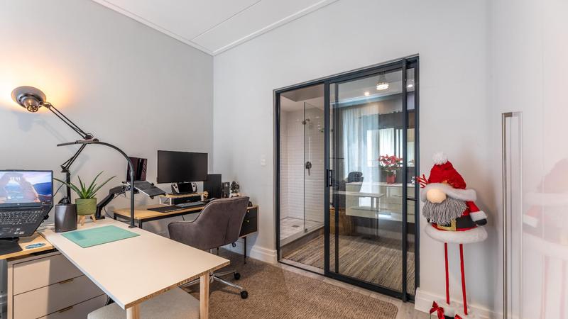 To Let 3 Bedroom Property for Rent in Somerset West Western Cape